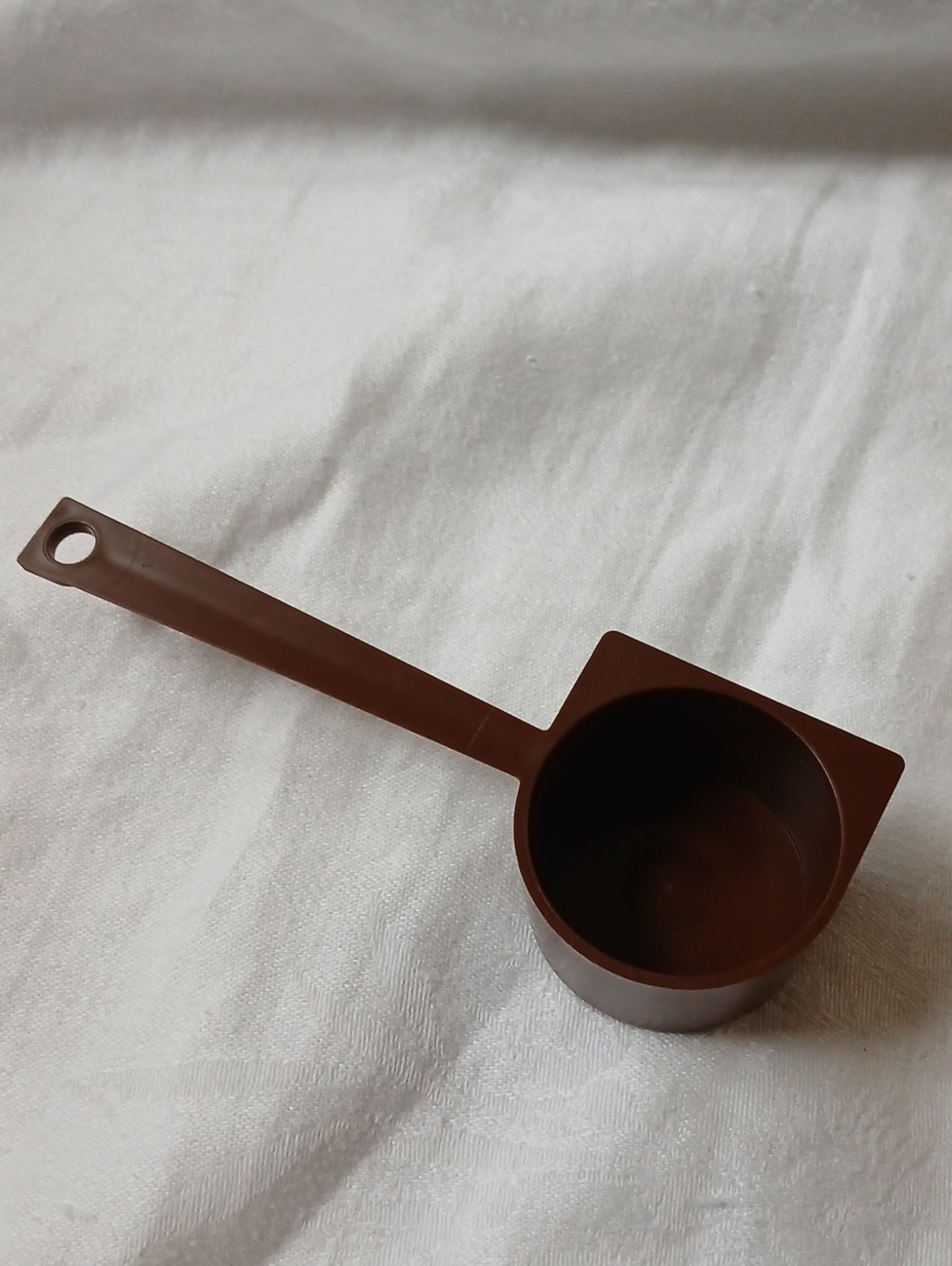 Tupperware Brown Coffee Scoop 41-48